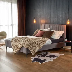 Garnero Arredamenti Letto matrimoniale imbottito 160x200cm grigio chiaro Varano