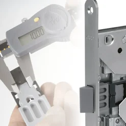 Garnero Arredamenti Porta battente reversibile per interni 70x210h cm bianca Niagara Bianco Opaco